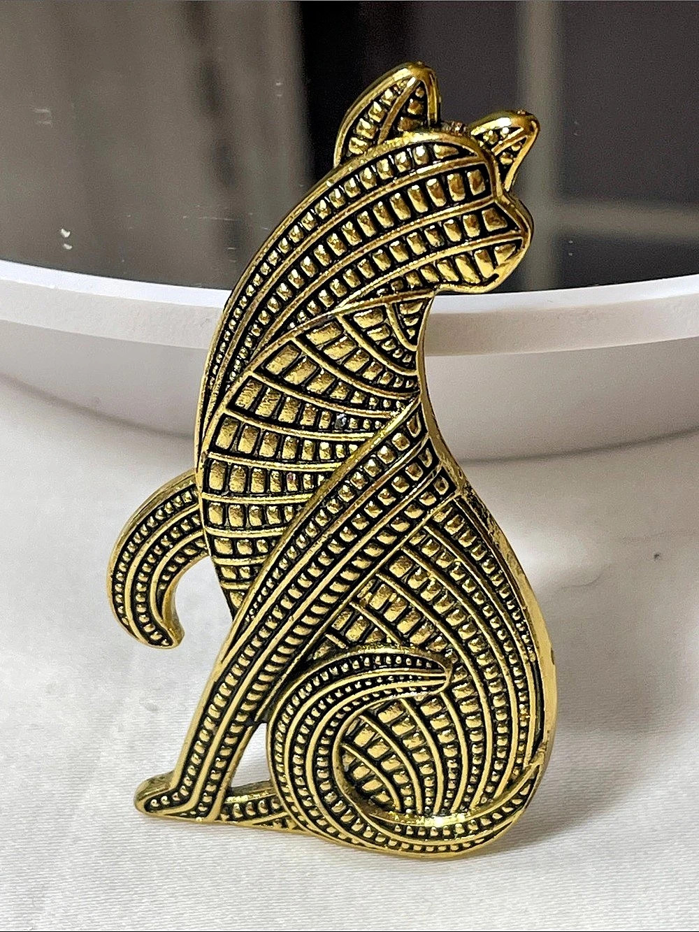 Gold-Tone Cat Brooch Pin Ornate Pattern in black and gold 2”x1.75”